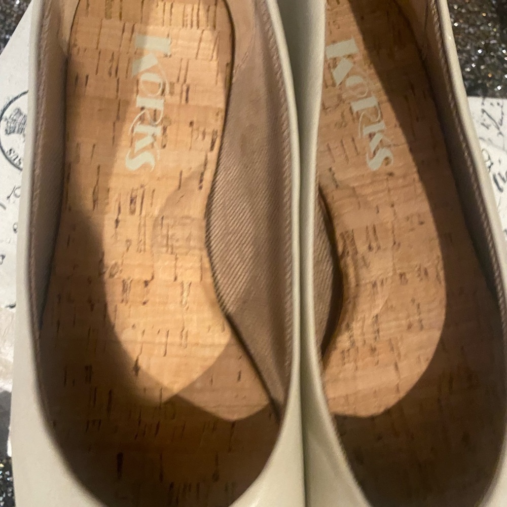 Korks by Kork Ease Off White Beige Penelope Flats 7.5.  WORN ONCE - Picture 9 of 9